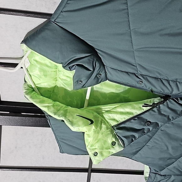 Nike Golf Puffer Vest Reversible NWT Medium - Picture 4 of 10